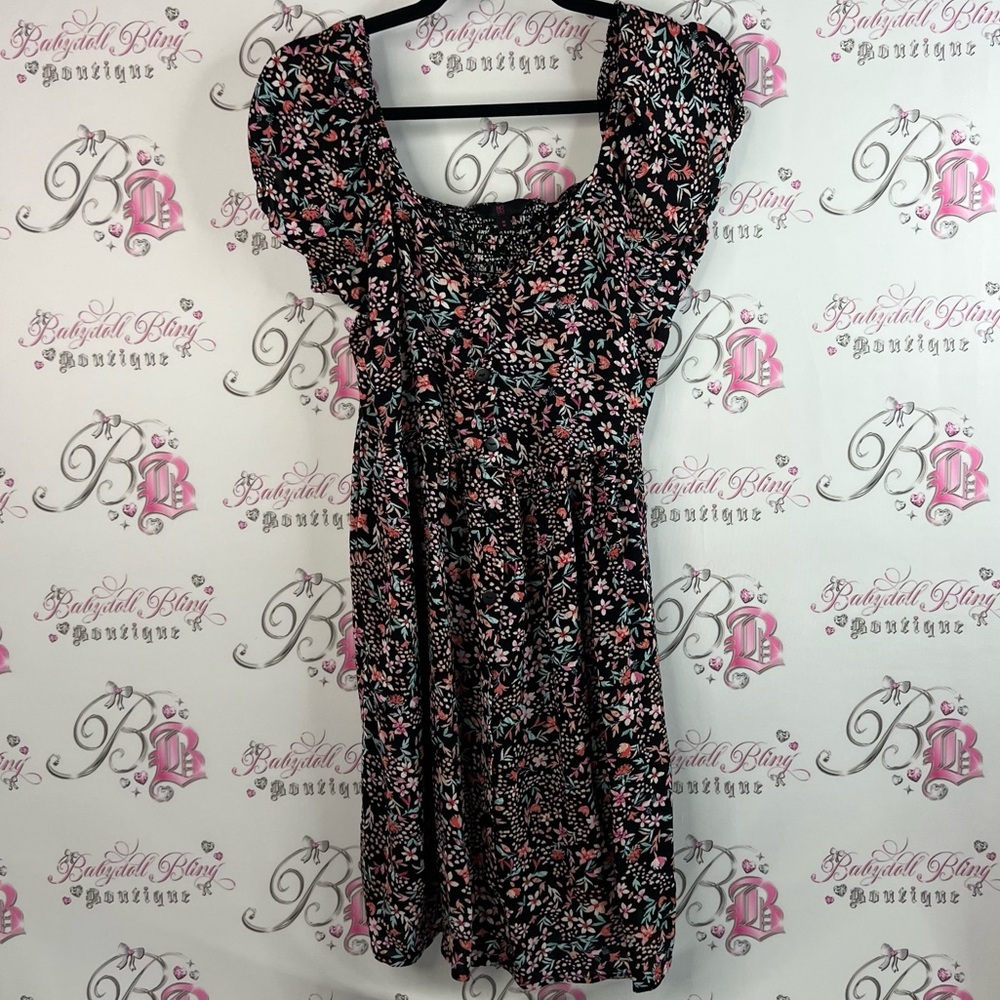 NOBO dress smocked puff sleeves milkmaid style Black and Pink Patterned Dress